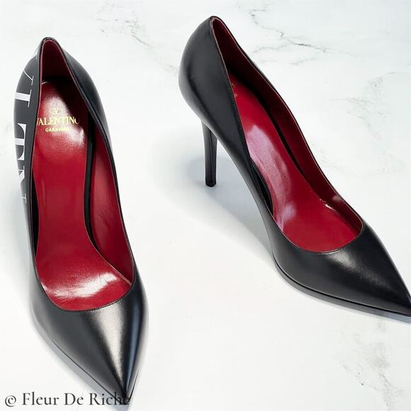 $795 Valentino Garavani 'VLTN' Pointy Toe Pumps Black EU 39 US 9 - Picture 3 of 6